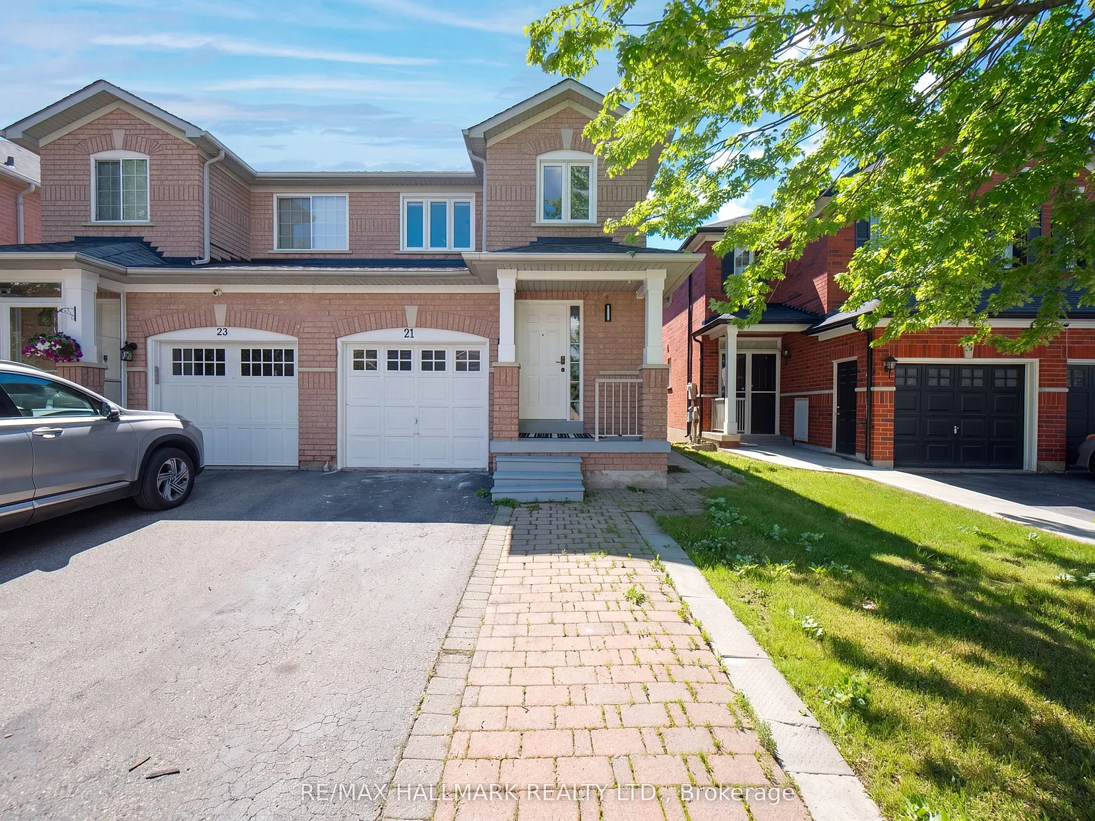 4 bed, $3,000 — Photo 1