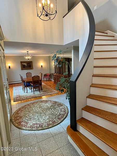 3rd image of 27 Schuyler Hills Road
