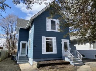 354 Billings St, Elgin, IL 60123