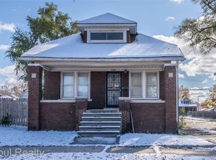 6361 Devereaux St, Detroit, MI 48210