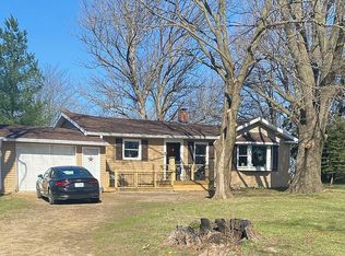 1121 Warren School Rd, Monmouth, IL 61462