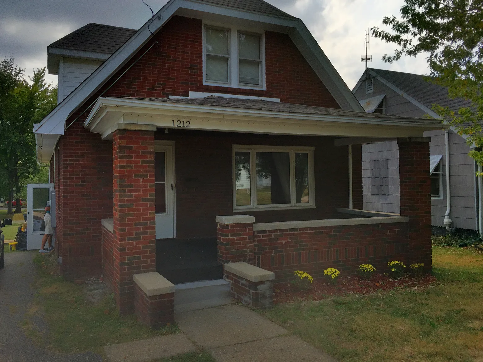 1212 E Hazard Ave photo 1