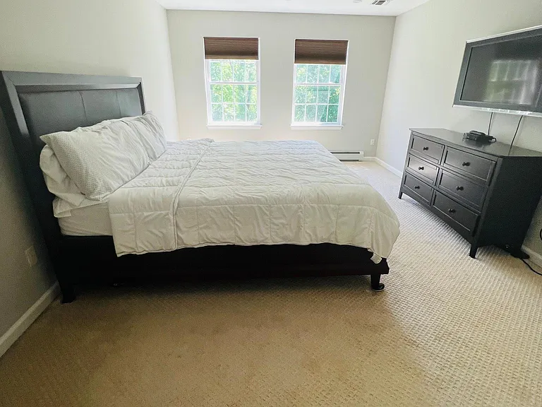 11 Frozen Ridge Rd — Photo 12