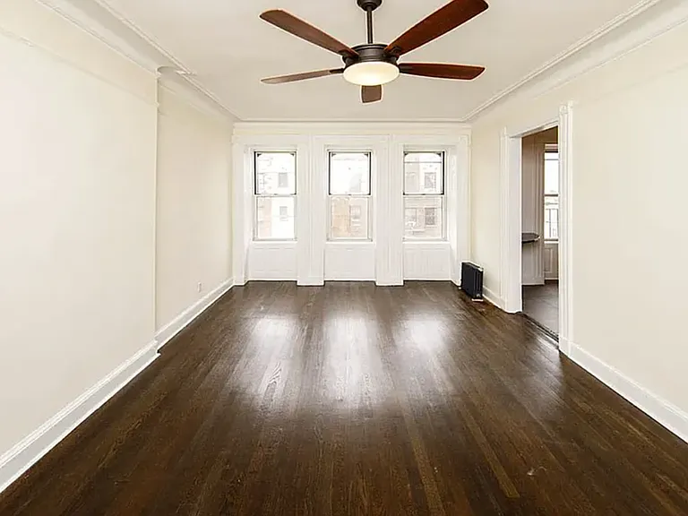 375 State St #5D — Photo 4