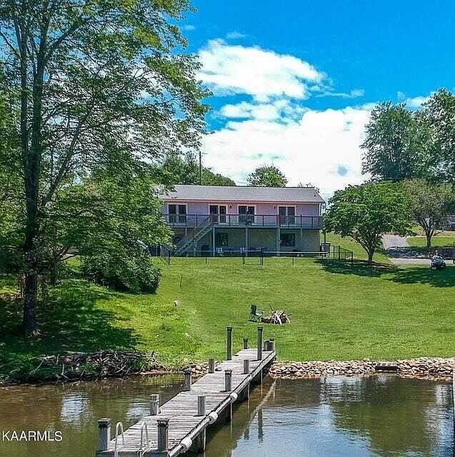 1st image of 600 Hilltop Cir