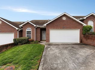 1127 Harbin Ridge Ln, Knoxville, TN 37909