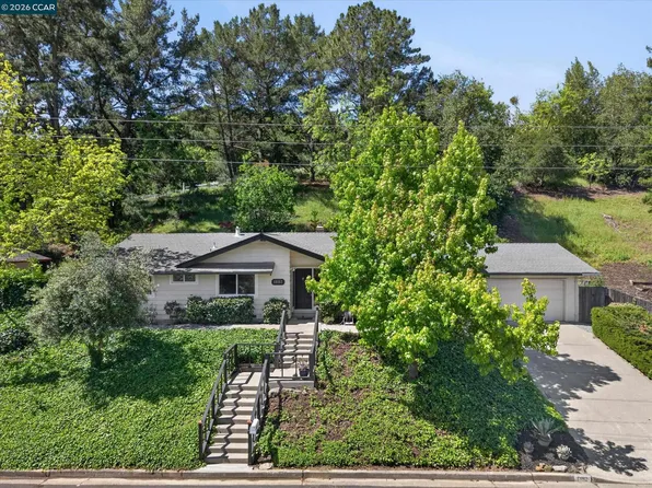 1882 Camino Pablo, Moraga, CA 94556