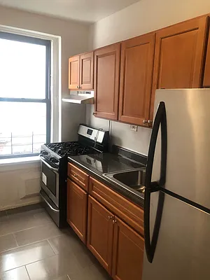 Rented by New York Residence | media 10