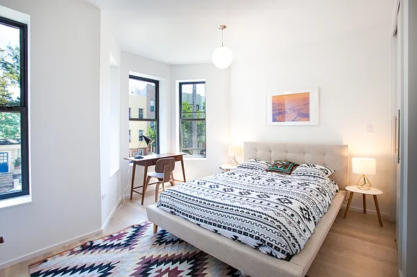 Rented by MNS | media 34