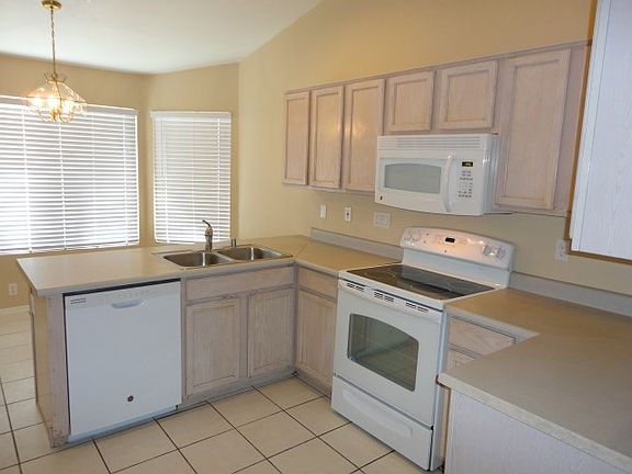4th image of 7366 W Luke Ave
