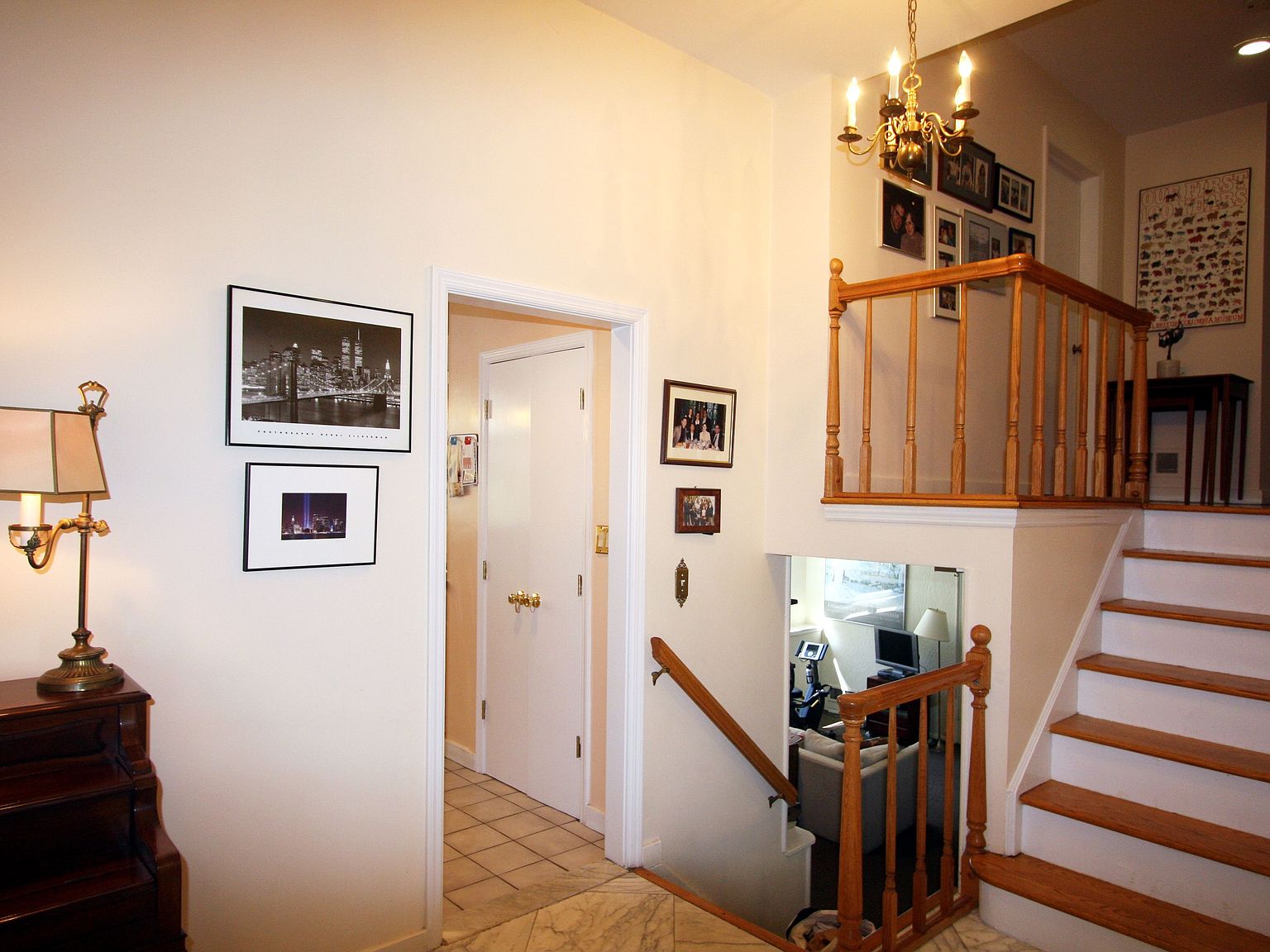 455 Stratton Rd, New Rochelle, NY 10804 Zillow