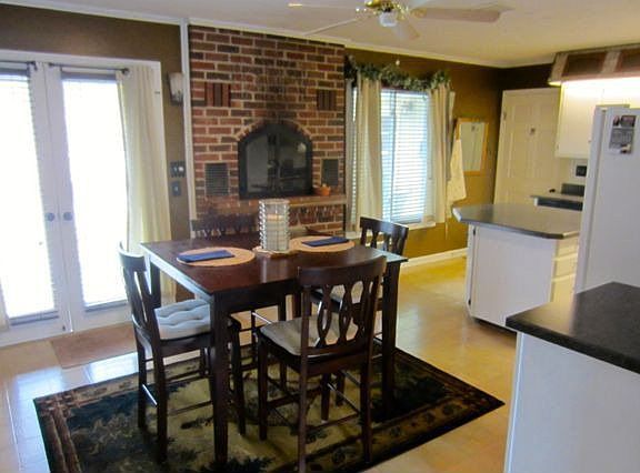 4th image of 842 Crestmere Ct