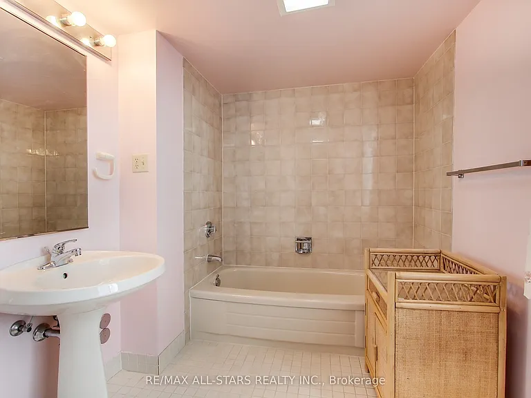 255 Bamburgh Cir #1203 — Photo 24