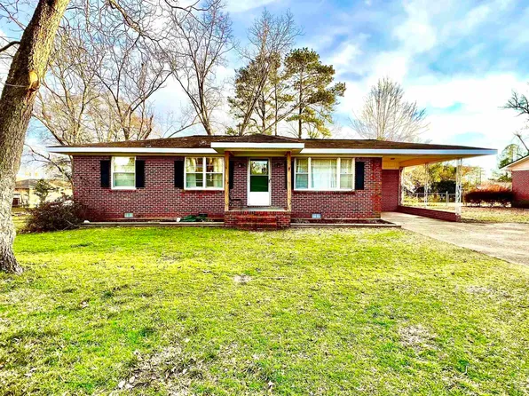 103 Lilla Ave, Clanton, AL 35045