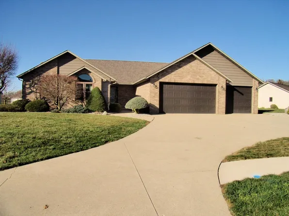 595 N Easton Dr, Angola, IN 46703