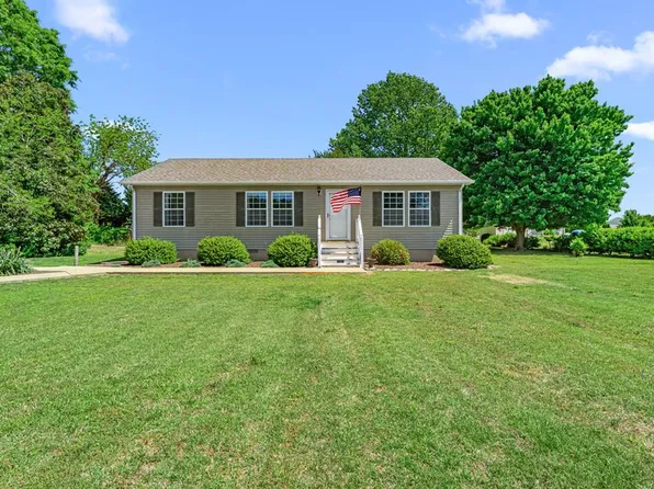 37 Harvey Ln, Heathsville, VA 22473