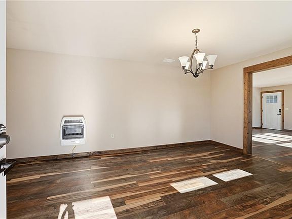 3rd image of 110 Corbett York Rd