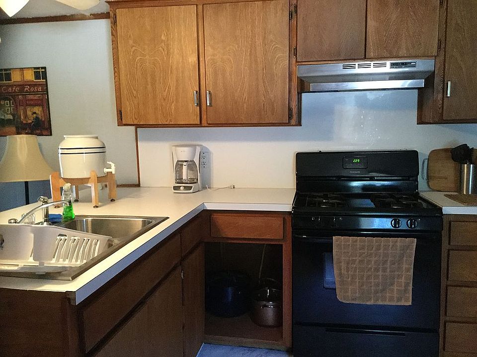 Kitchen has lots of cabinets