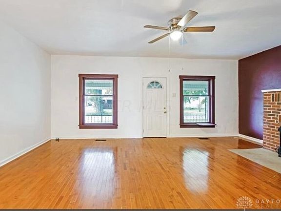 4th image of 224 E Townsend St