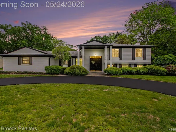 3781 Quarton Rd, Bloomfield Hills, MI 48302