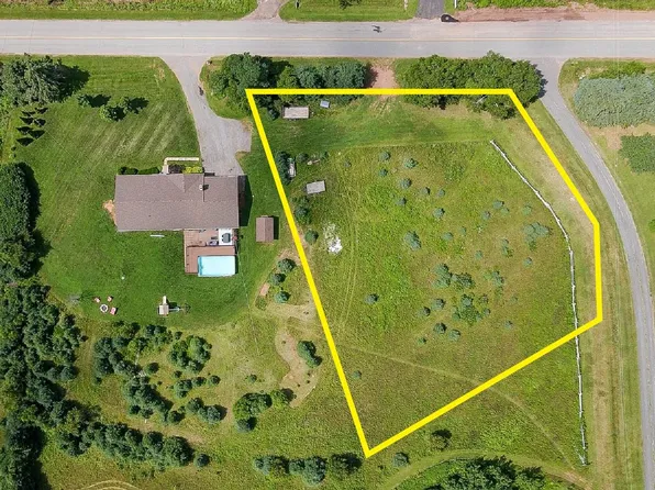 1900 Clarkin Rd, Hillsboro Parish, PE C0A 1Y0