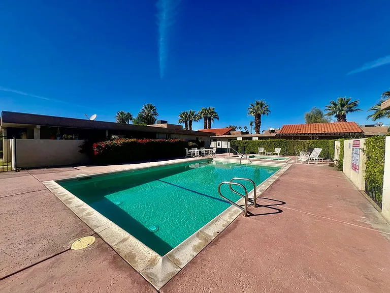 73625 Catalina Way #6 — Photo 2