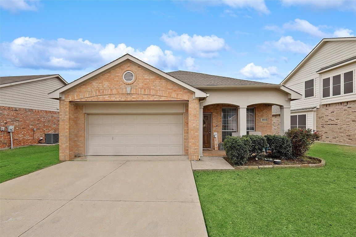 10833 Hawks Landing Rd, Haslet, TX 76052 Zillow