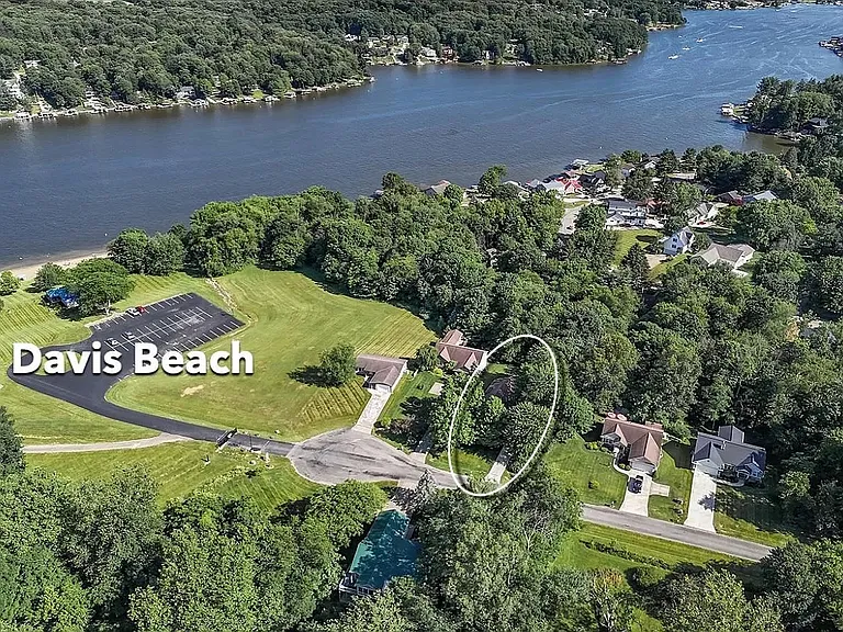 305 Ridgeway Dr — Photo 84