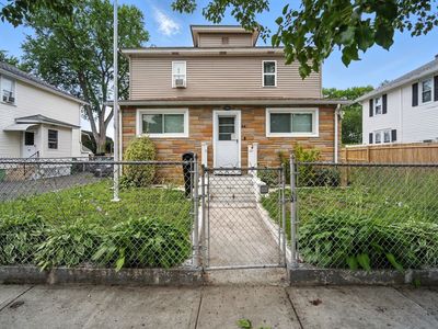 44 Charpentier Blvd, Chicopee, MA, 01013