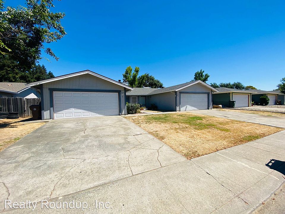 1st image of 8913 La Haya Dr