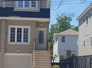515 Mill Rd, Staten Island, NY 10306