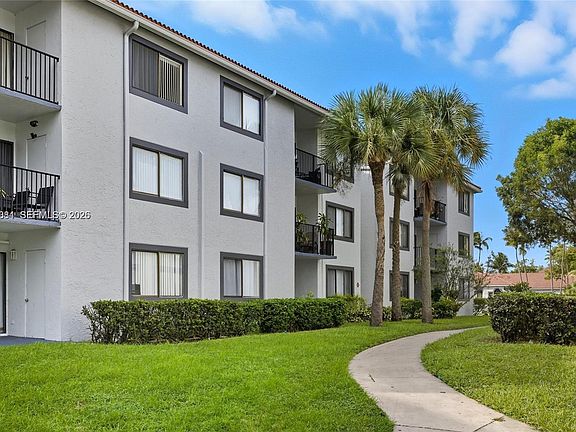 5th image of 9122 W Atlantic Blvd APT 732