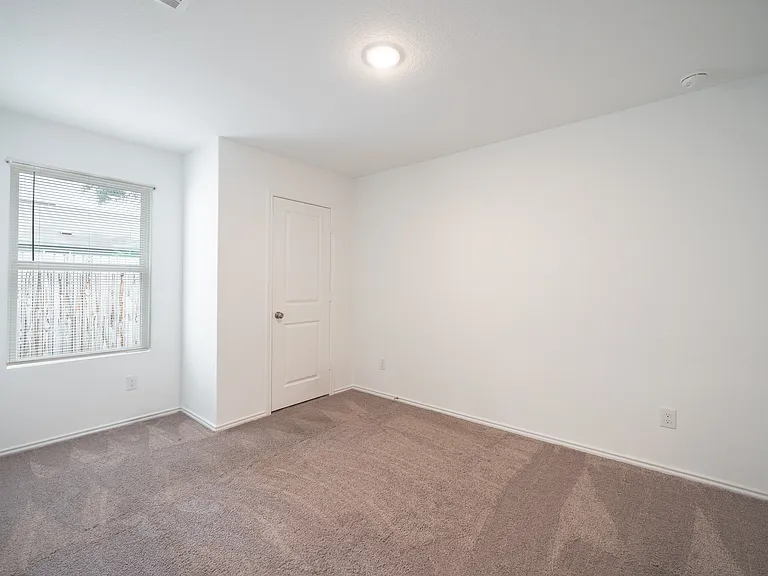 9804 Carome Mill Dr — Photo 18