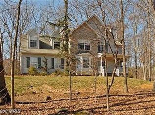 19821 Smith Cir, Ashburn, VA 20147