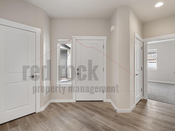 3rd image of 1329 N Tschirley St #1