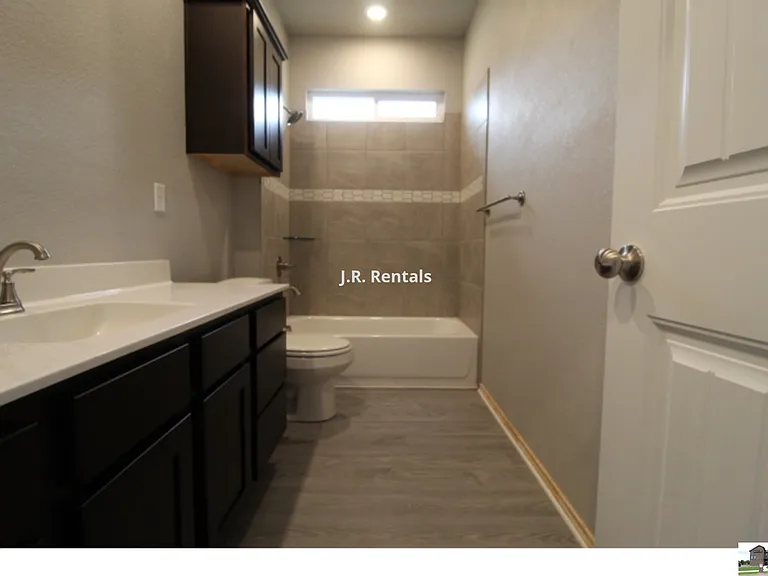 227 Green Valley Dr — Photo 21