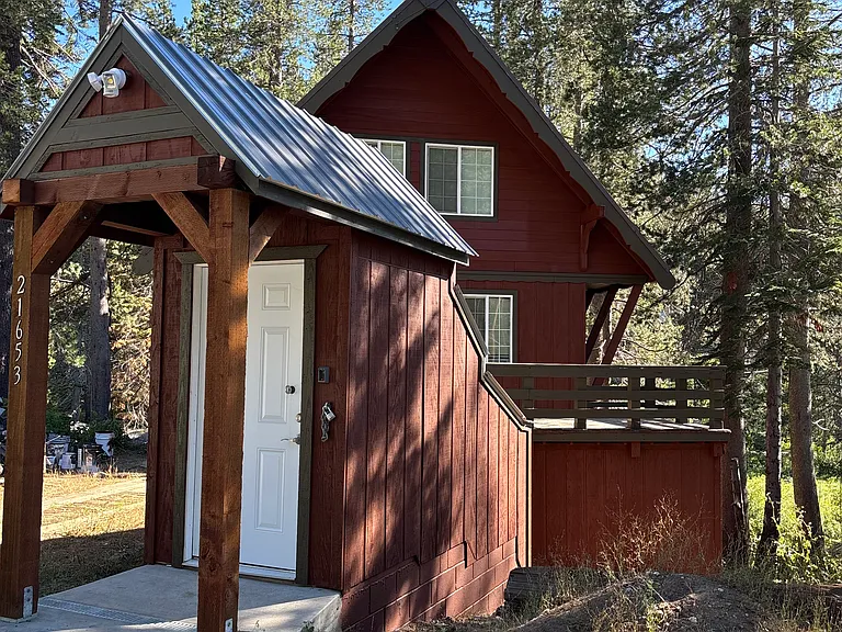 21653 Donner Pass Rd — Photo 8