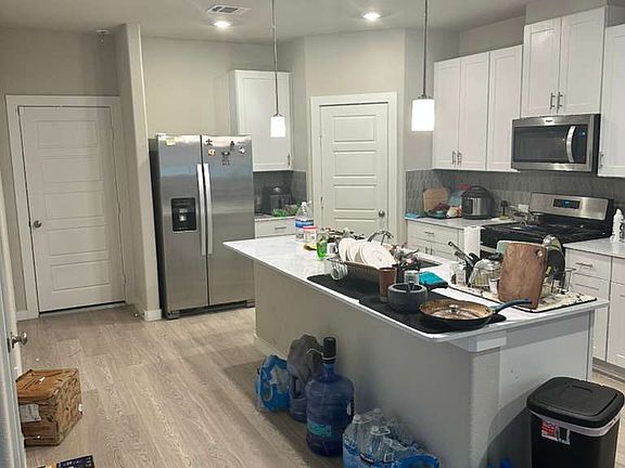 3rd image of 3123 Moonlit Mesa Ln #3123