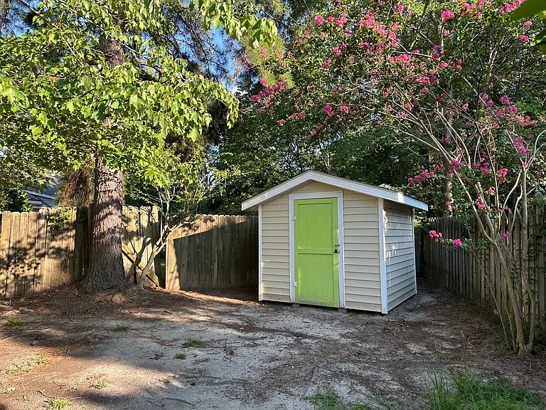 1894 Wellons Dr — Photo 11