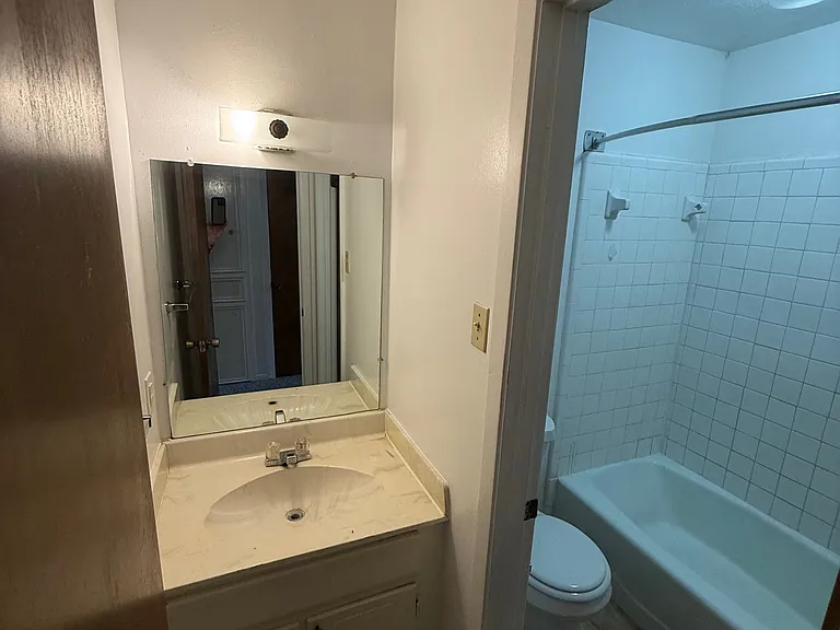 302 Palmwood Dr #C — Photo 10