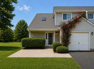 61 Devonshire Dr, Somerset, NJ 08873