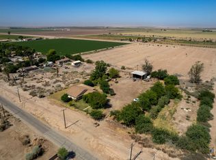 5267 S H St, Westmorland, CA 92281