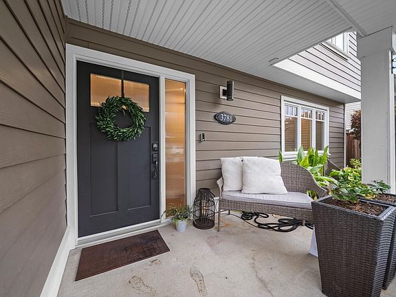 4th image of 3781 Robson Dr
