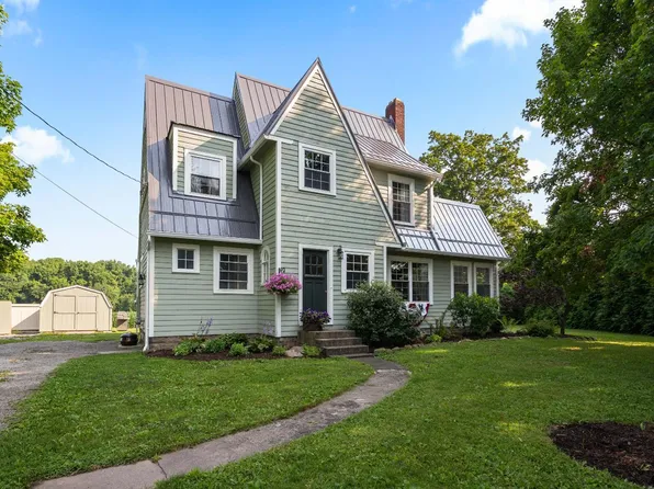 12513 Mason Rd, Vermilion, OH 44089