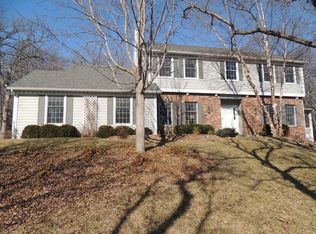 1752 E 980th Rd, Lawrence, KS 66049