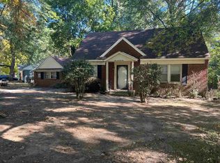 972 S Whitehaven Park Cir, Memphis, TN 38116