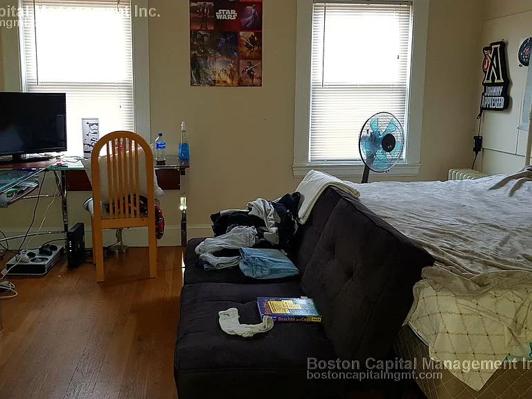 78 Linden St — Photo 17