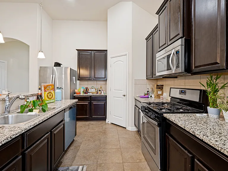 929 Green Coral Dr — Photo 7