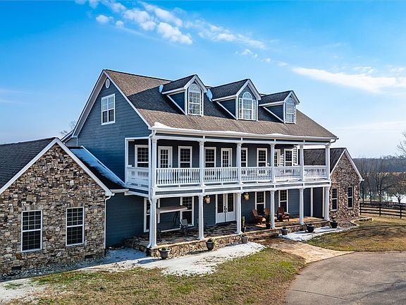 3rd image of 1932 Belle Shoals Rd