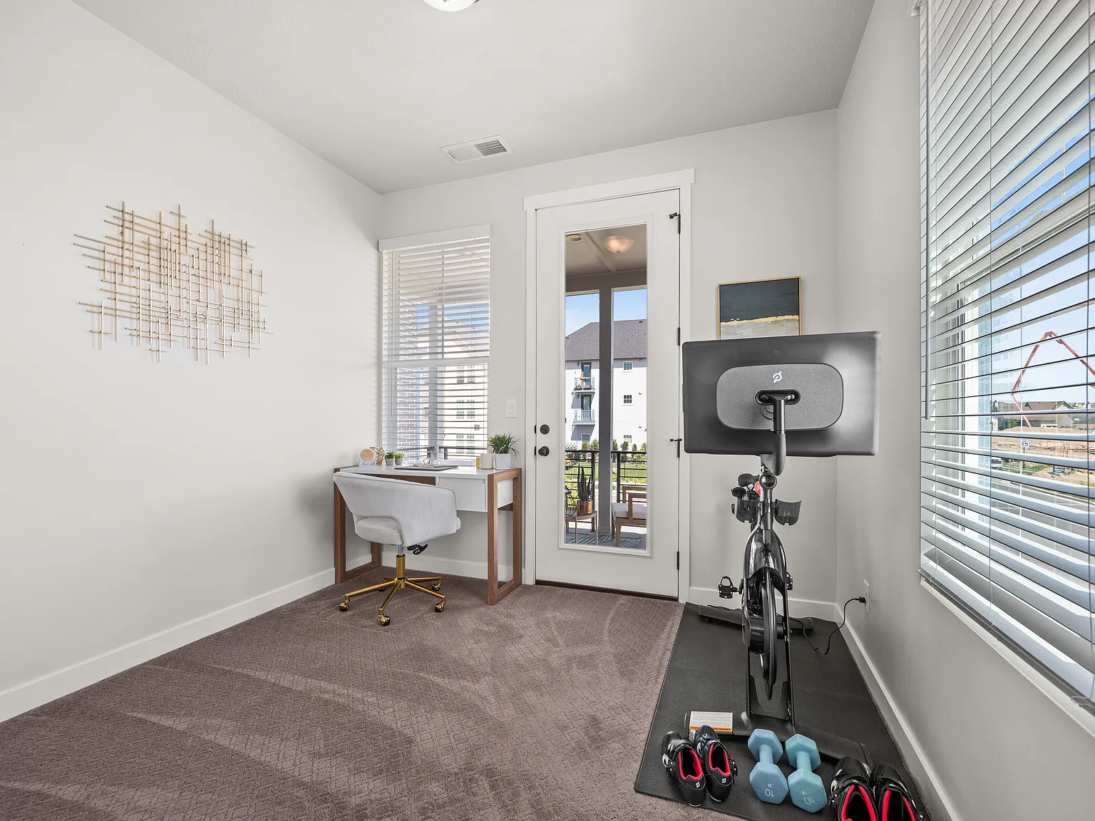 3 bed, 1432 sqft, $2,699 — Photo 4